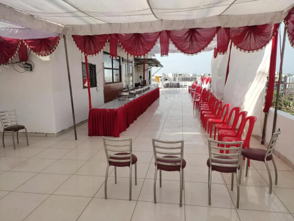 Vinayak Palace Hoshangabad