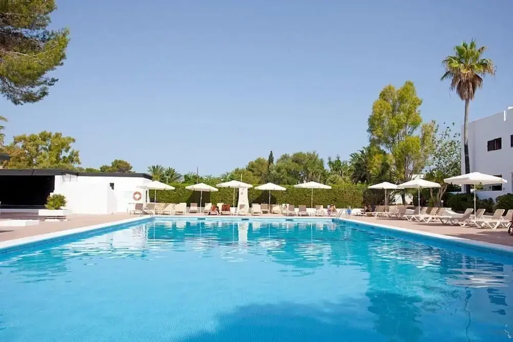 Apartamentos Club Cala Azul