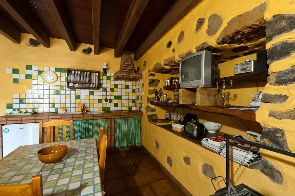 Property With 2 Bedrooms in Isora, With Wonderful Mountain View and Fu