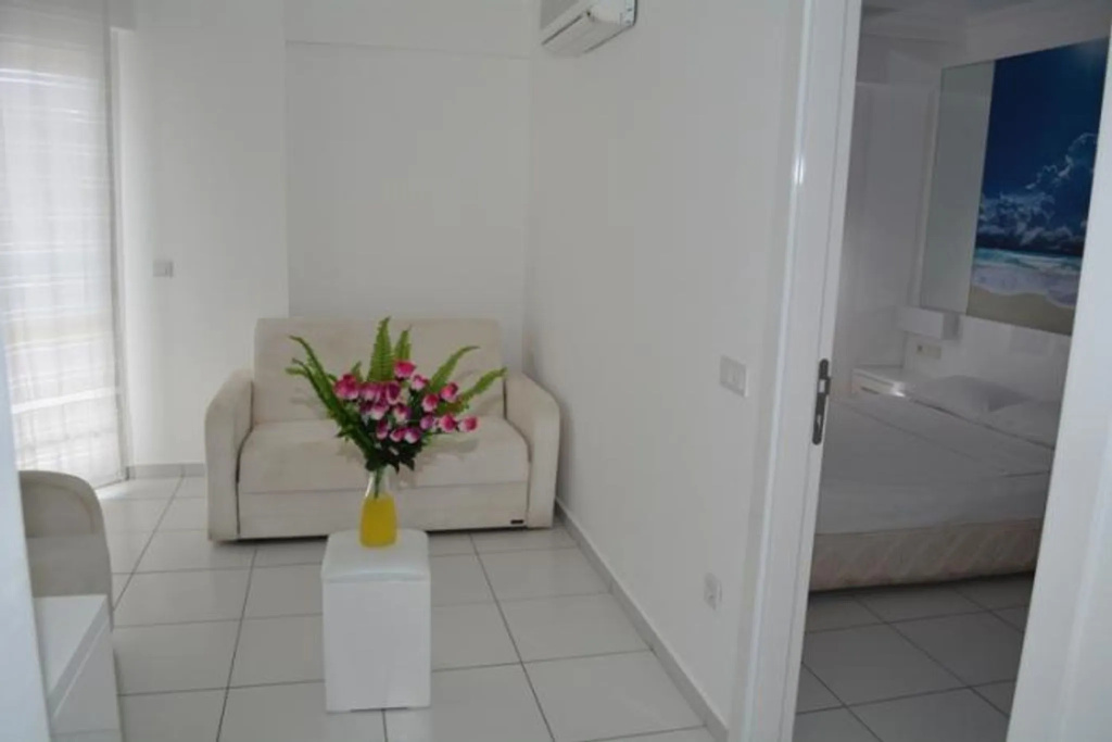 Bendis Beach Hotel