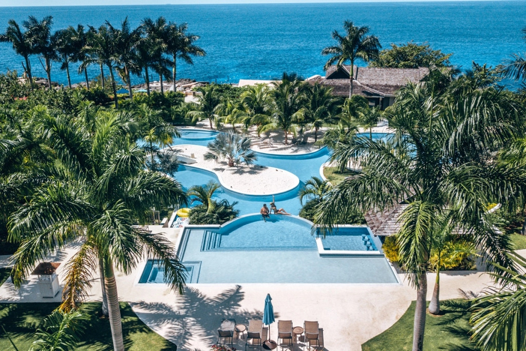 The Cliff Hotel