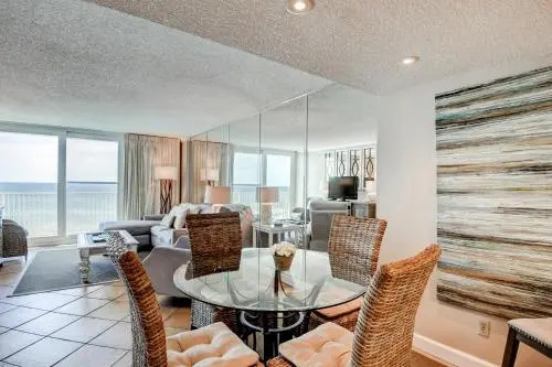 Beachcrest 0401