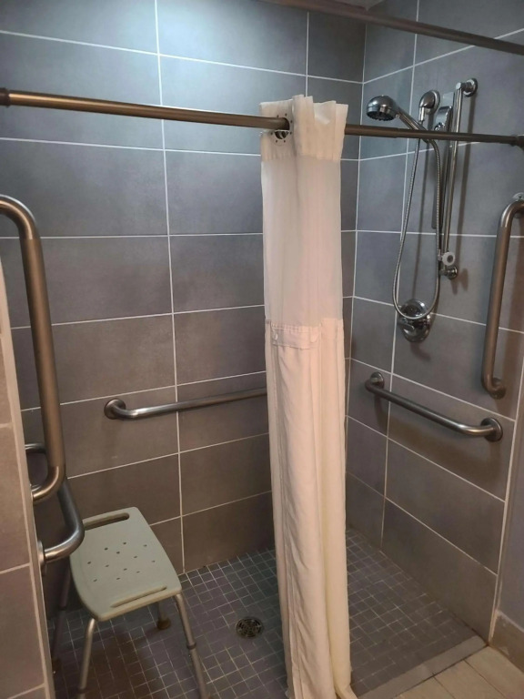 Holiday Inn Express & Suites Gainesville - Lake Lanier Area by IHG