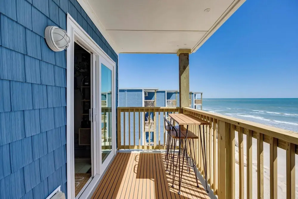 North Topsail Beach Condo w/ Ocean-view Balcony!