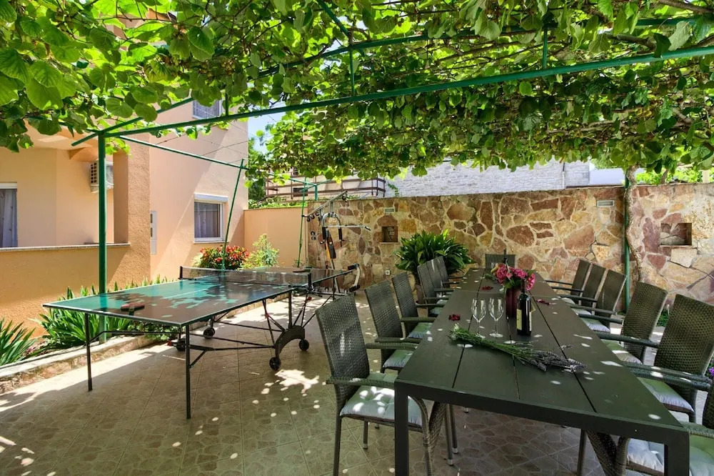 Villa in Peroj with Pool near Beach