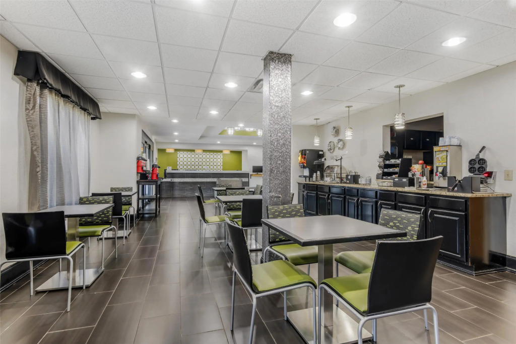 Best Western Commerce Inn