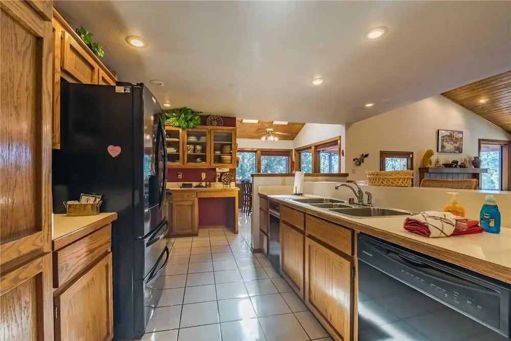 Christi and Don's Nuthouse by Ruidoso Vacation Rentals