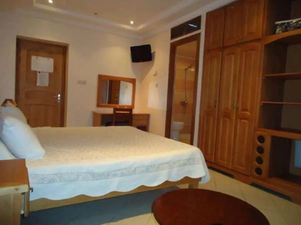 Brahmi Hotel