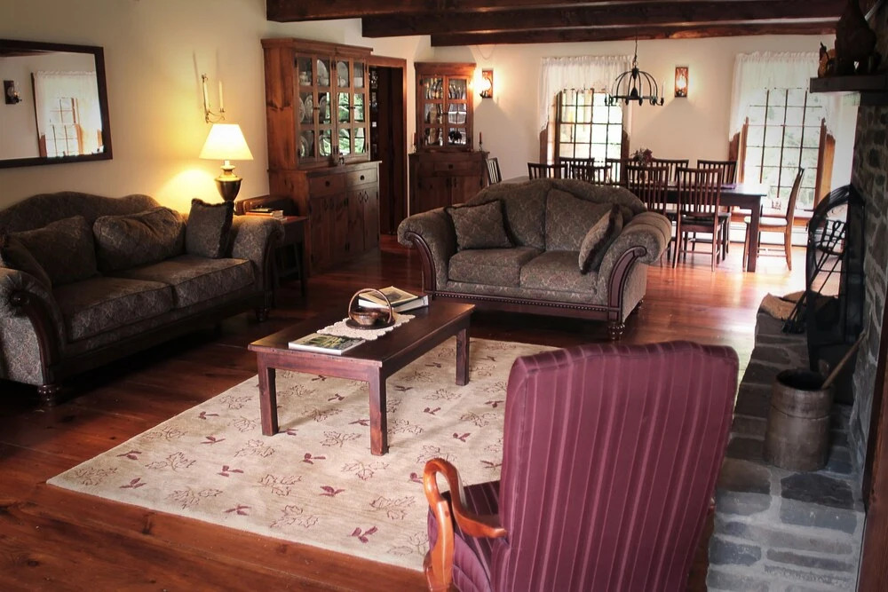 1712 House