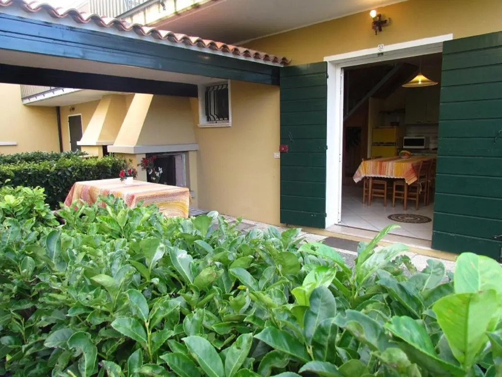 Wonderful Village - Big Duplex With Private Garden and Parking