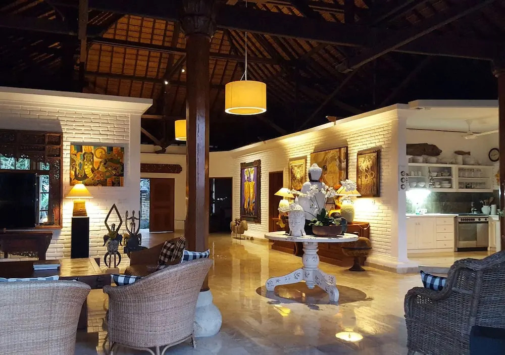 Villa Kompiang Bali