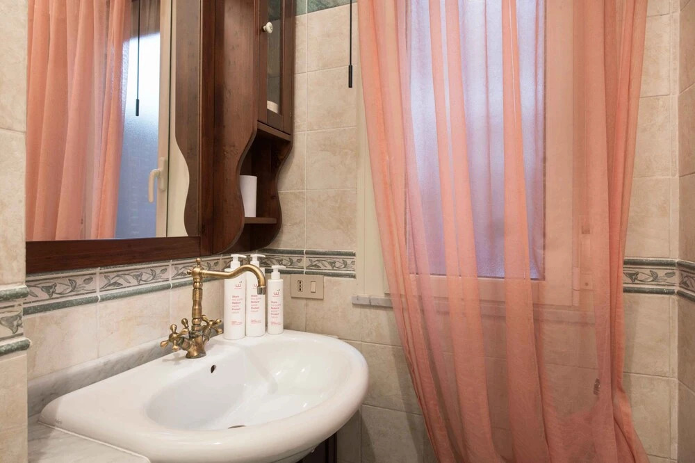 A Family Apartment in Mondello