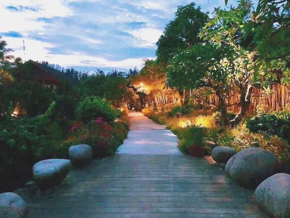 Quynh Vien Resort