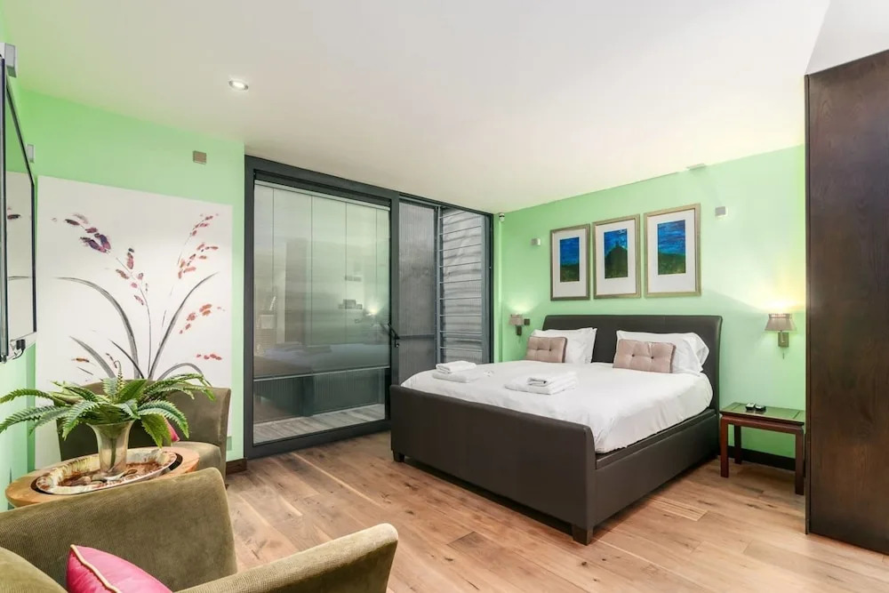 Beautiful 3BR Mews Home, 5min From Paddington