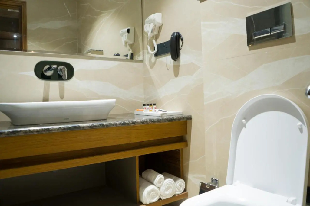 Clarks Inn Suites Kangra