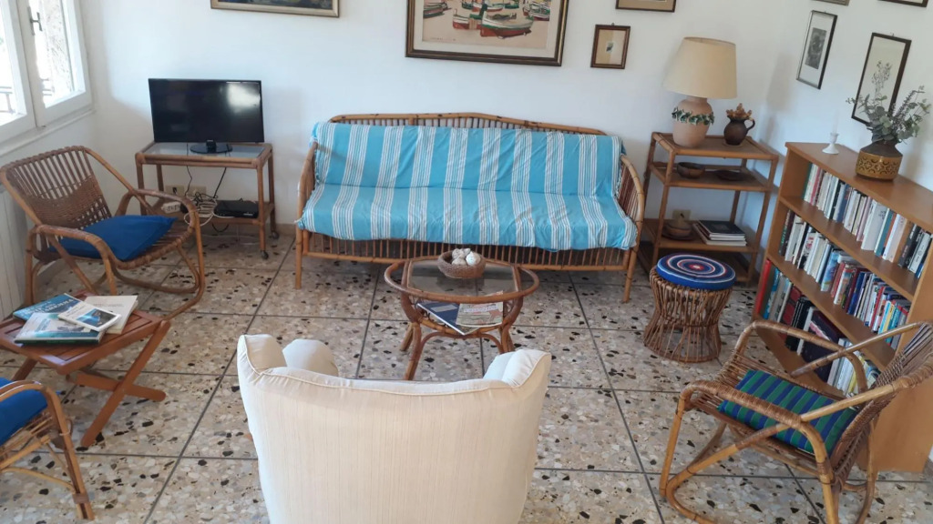Apartment with a splendid view of the sea-Pianone