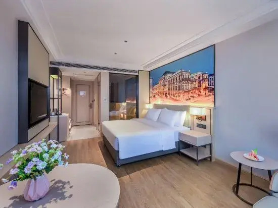 Vienna International Hotel (Yingshan Taihe Xintiandi Branch)
