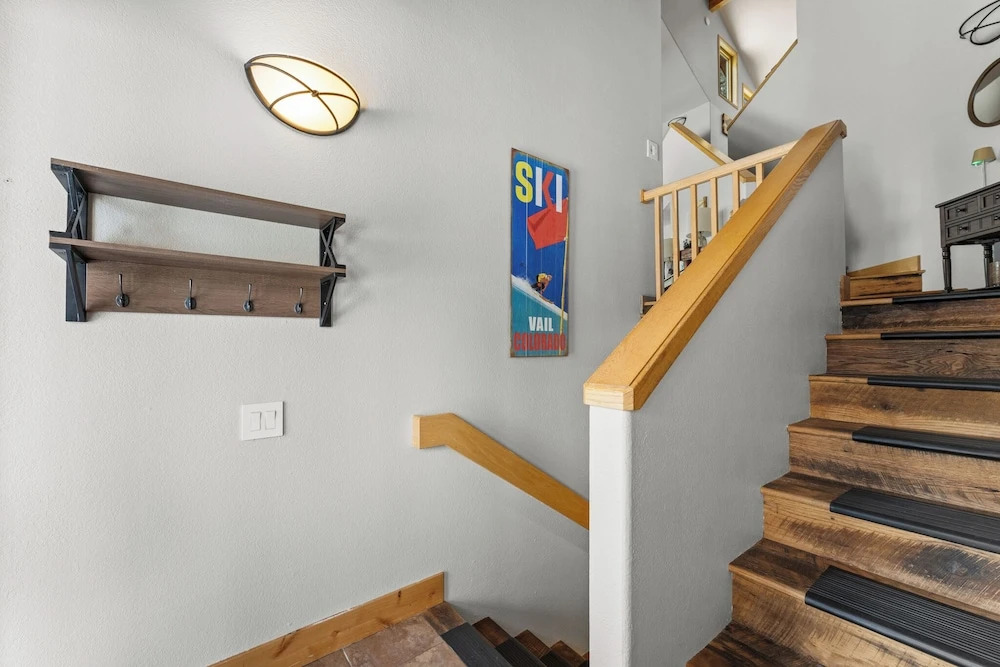 341 Black Hawk Circle