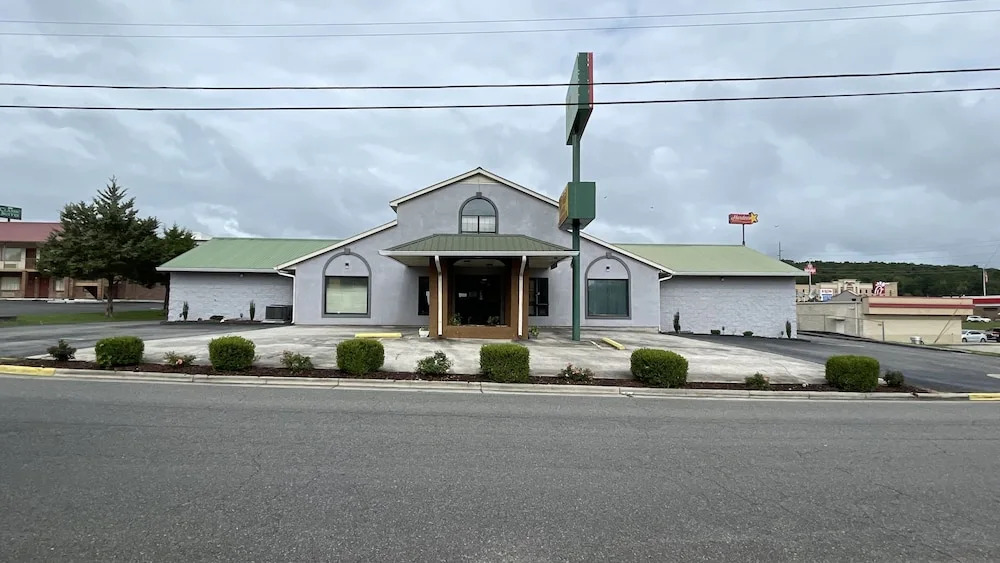 Royal Inn