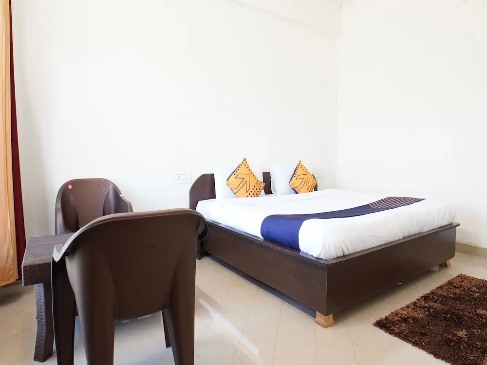 SPOT ON 62471 Hotel Hari Niwas