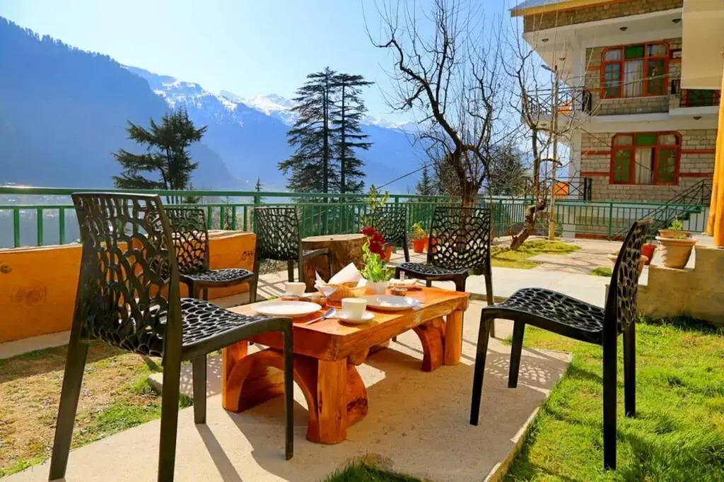 Hotel Mountain Trail Manali