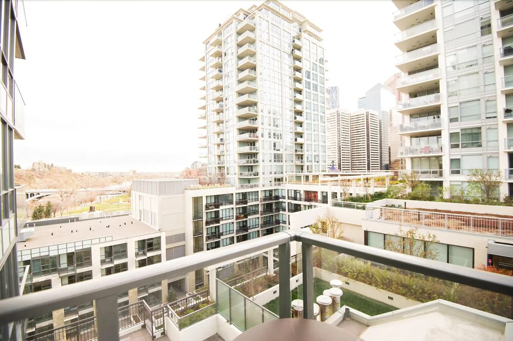 Executive Suites by Roseman - Riverfront