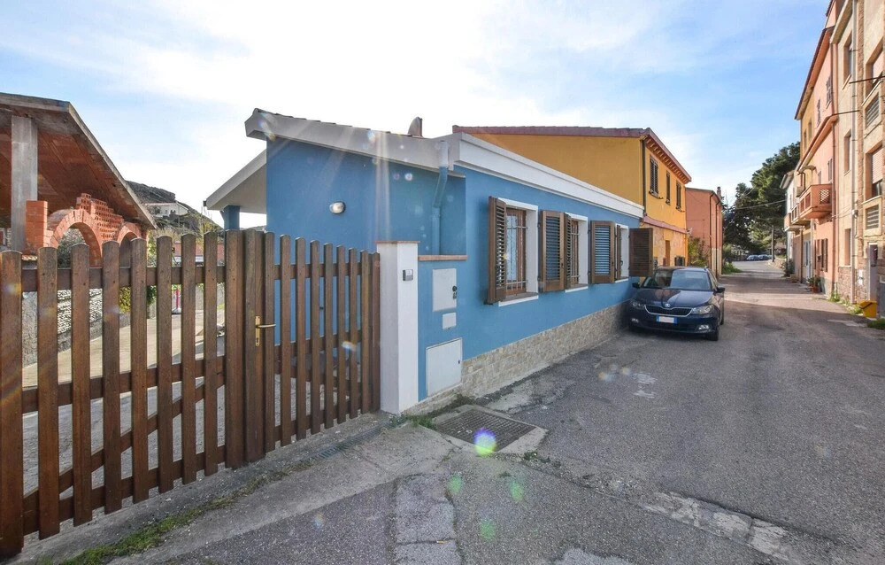 Stunning Home In Scaterina Di Pittinur