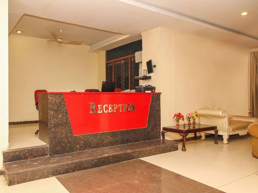 OYO 7343 Al Shareef Palace