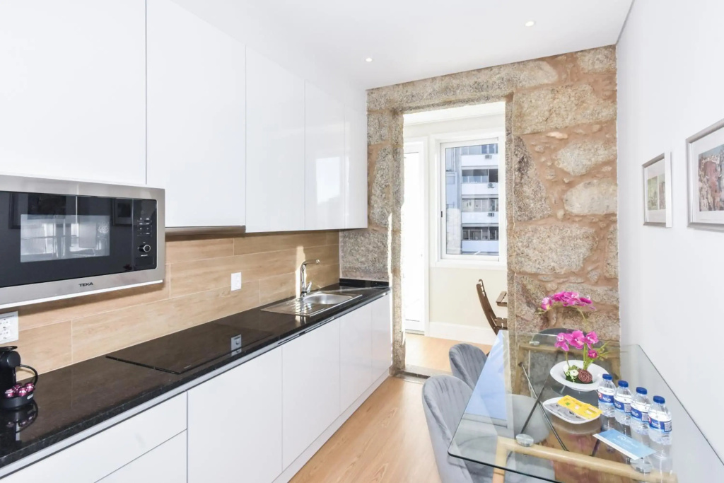Fontinha Square Apartments by Porto City Hosts