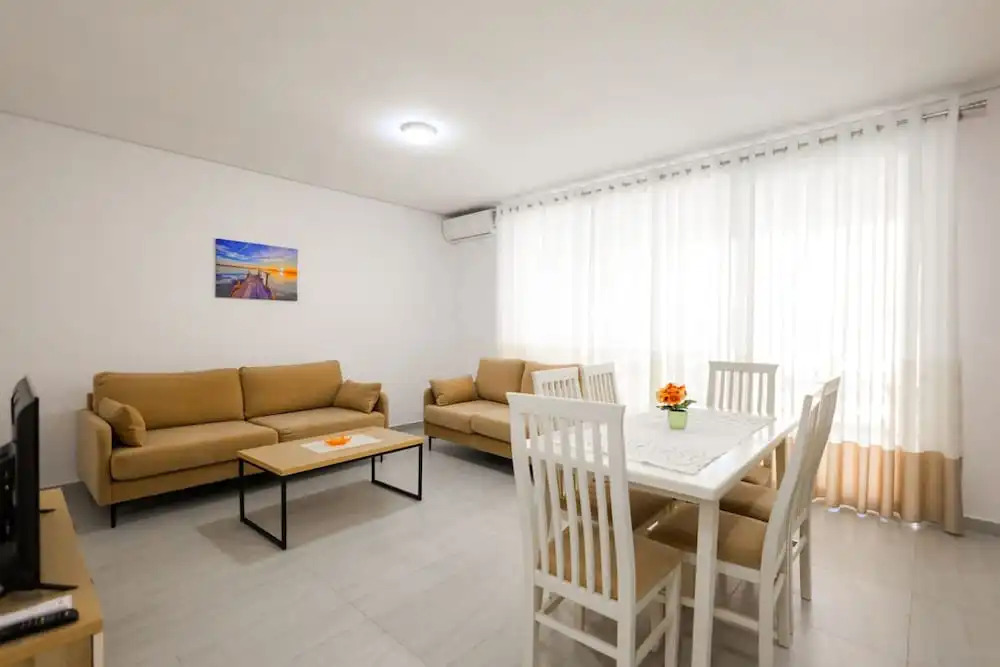 Sanpietro Vacation Apartment 042