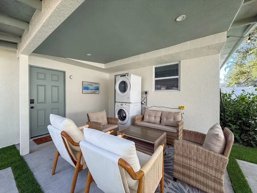3716 7th Ave W