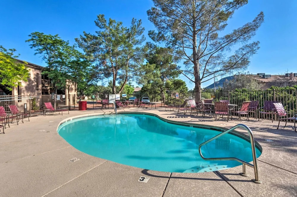 'the Painted Pony' Sedona Condo: Pool & Gym Access