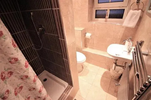 21Everard Guest Apartment