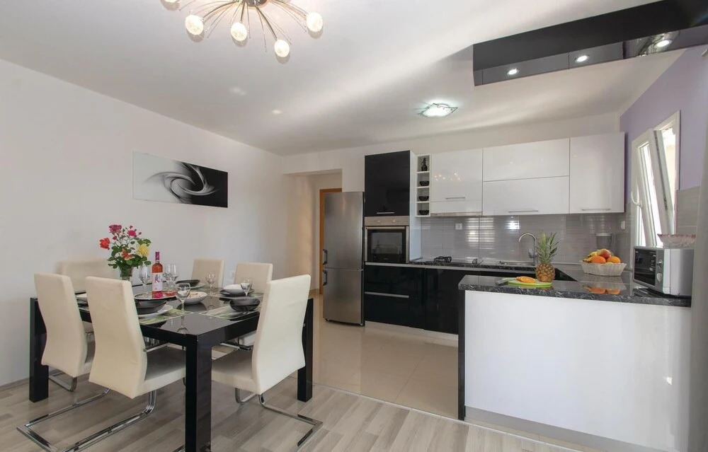 Beautiful Home in Vela Luka With Wifi and 3 Bedrooms