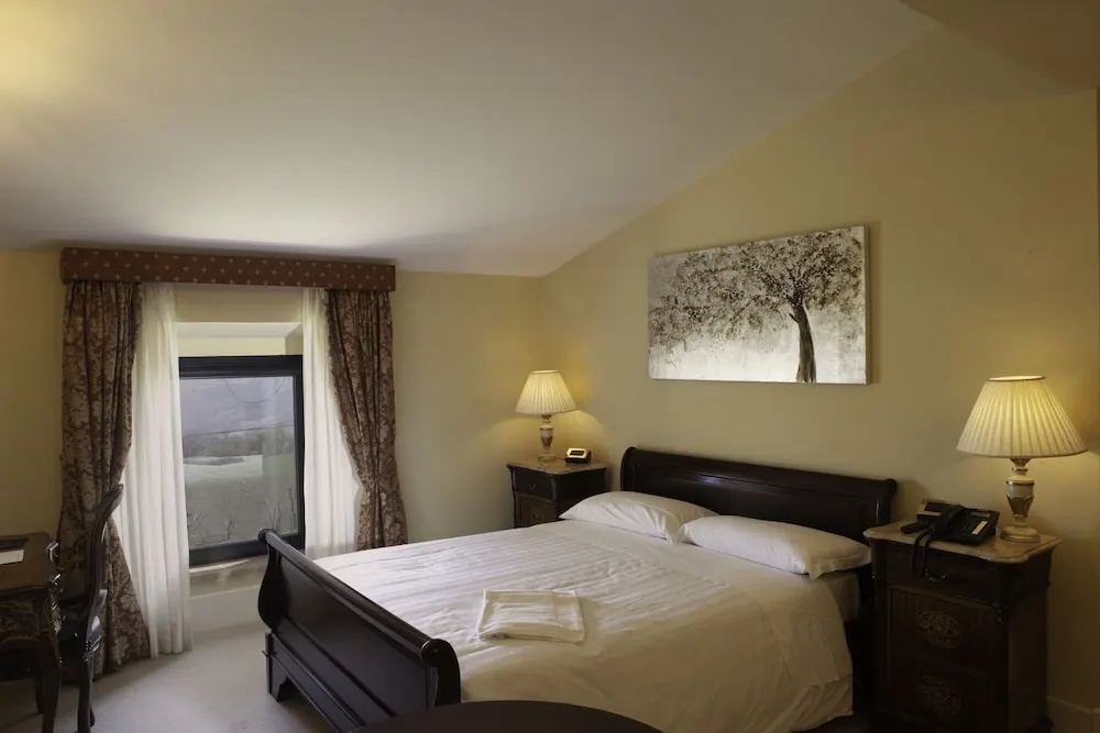 Borgo Pilotti Hotel & Restaurant