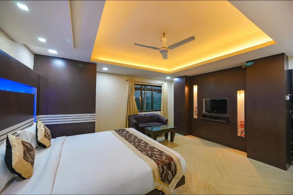 Super Townhouse Ranchi Near Railway Station