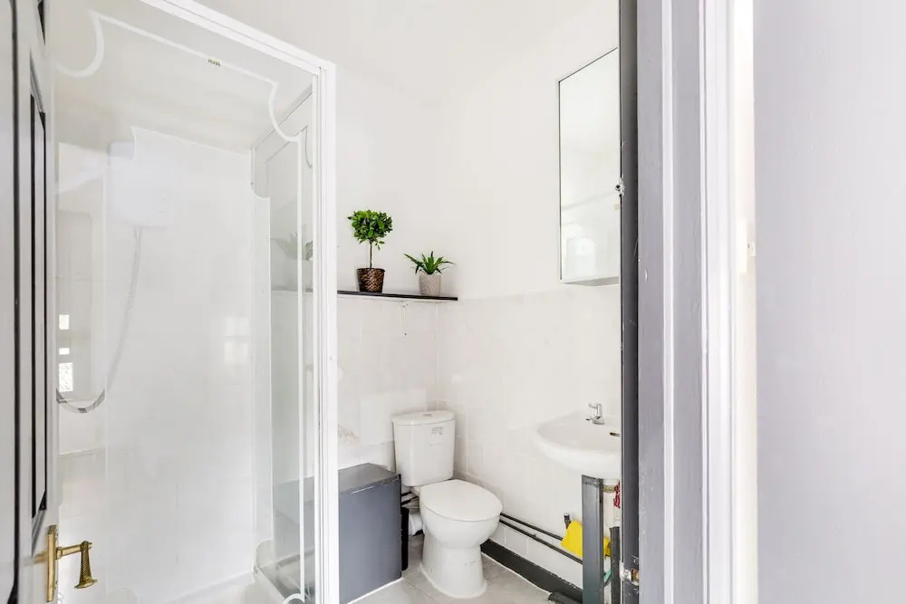 Studio Apartment  Central London