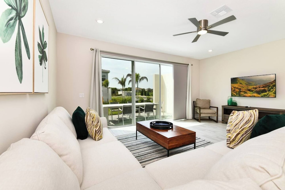 7909 Draw Street 3bed