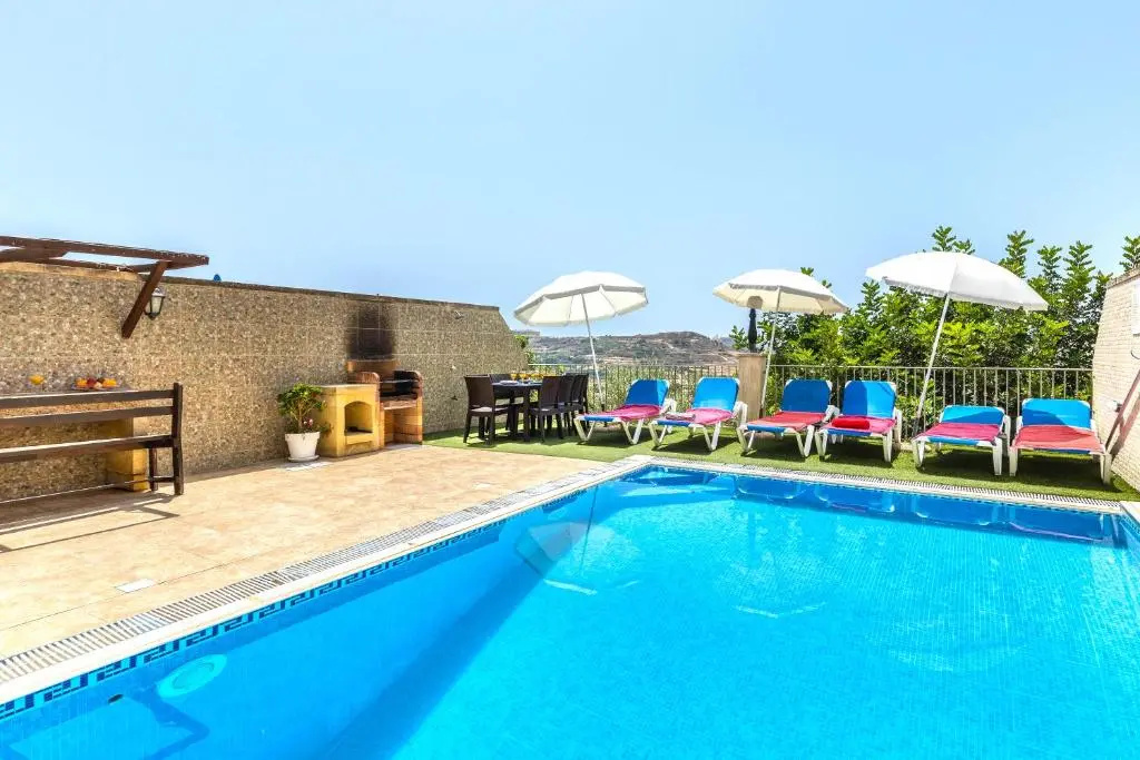 Ta Guljetta 4 Bedroom Villa With Private Pool