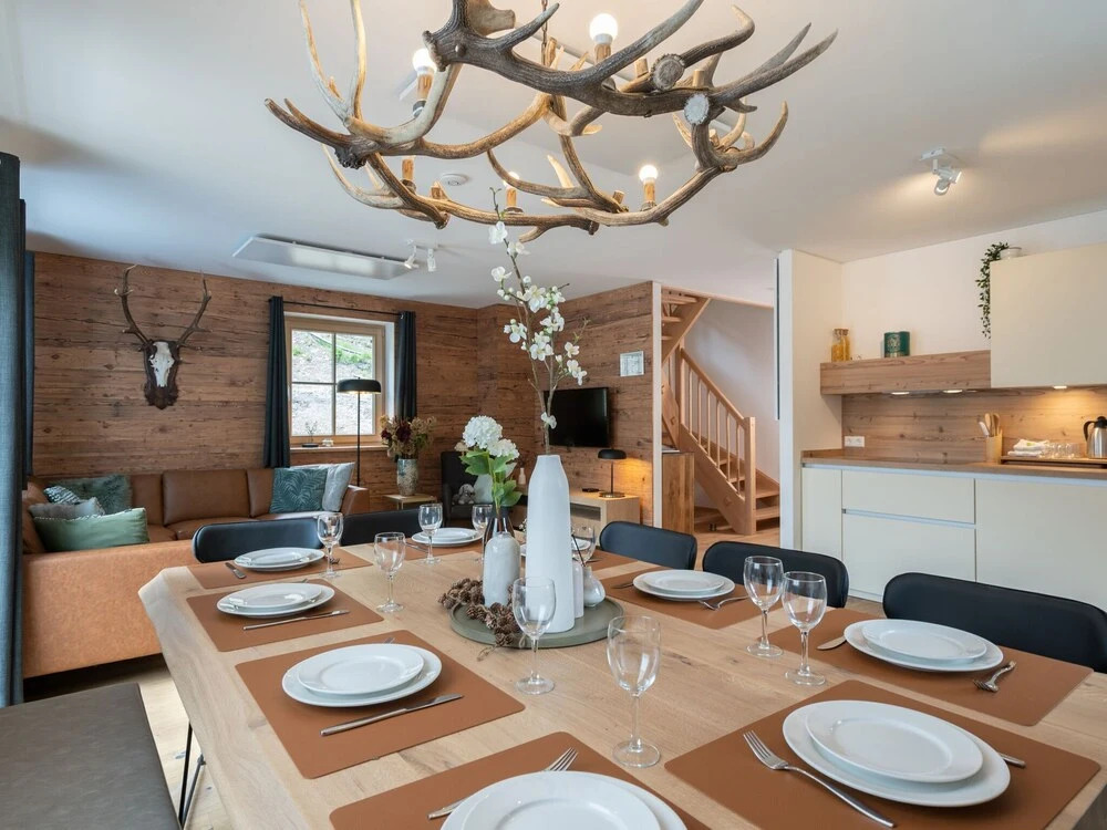 Detached Chalet w Combi Sauna, Near Ski Lift, Haus Liene