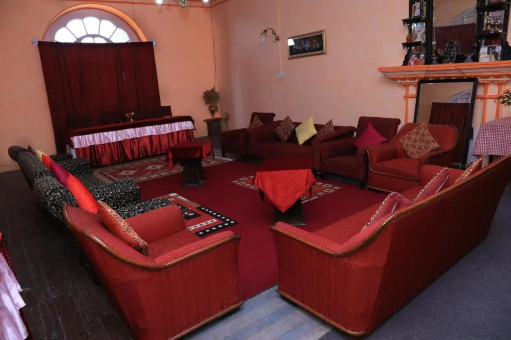 Prince Hotel