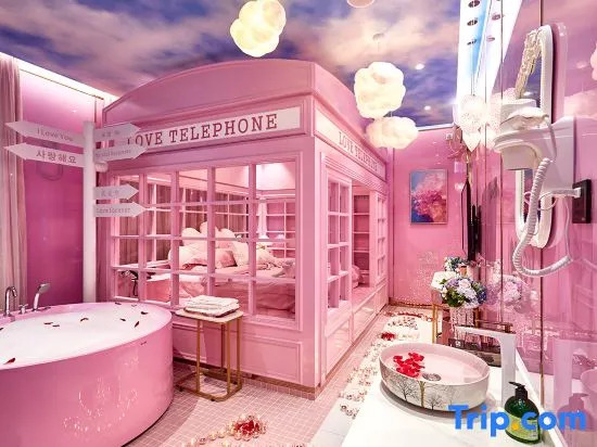 Michael Fashion Hotel (Beijing Beiyici Hospital Beitaipingzhuang Metro Station Branch)