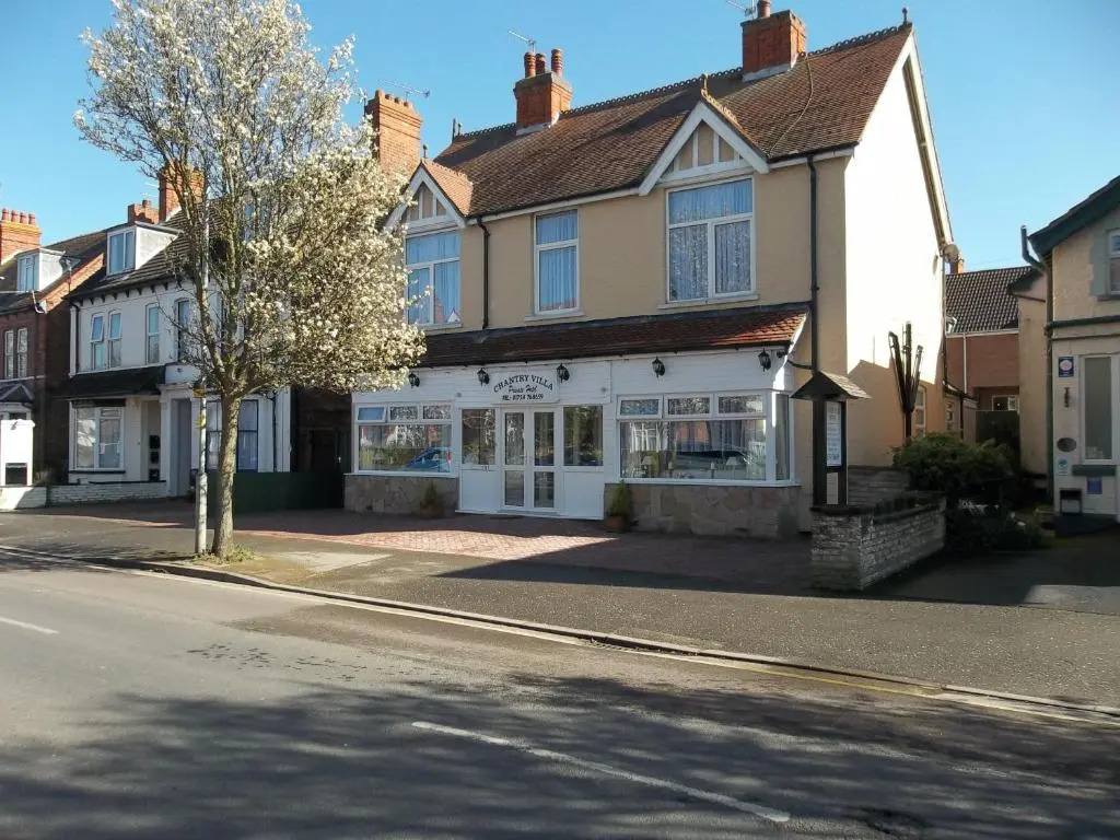 Chantry Villa Hotel