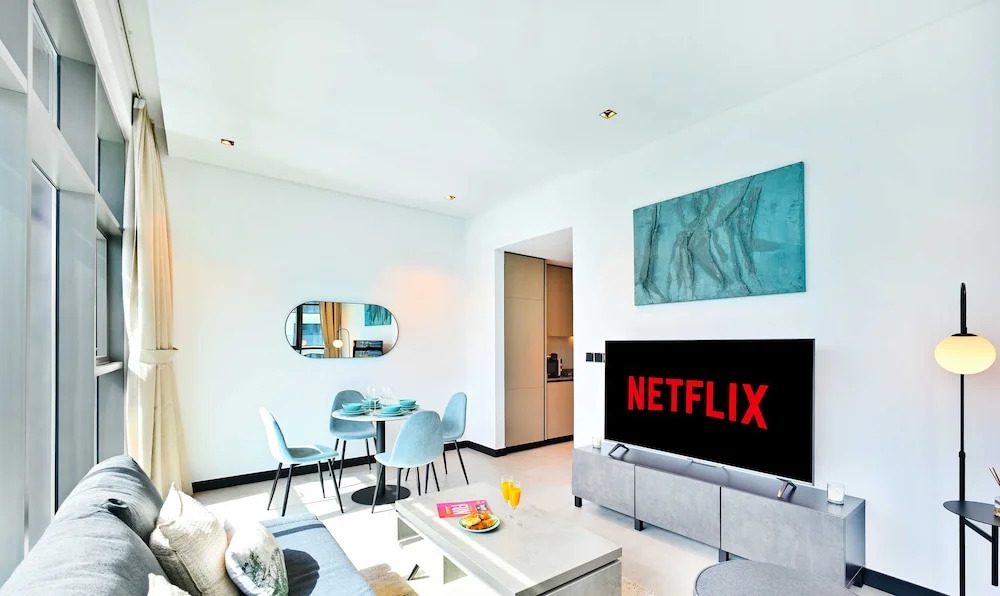 LUX The Northside 15 Burj Khalifa View Suite, Dubai