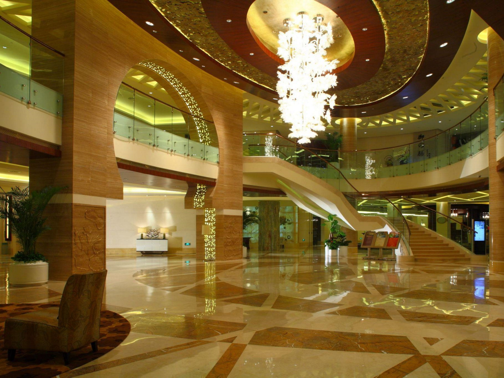Huaqiao New Century Grand Hotel