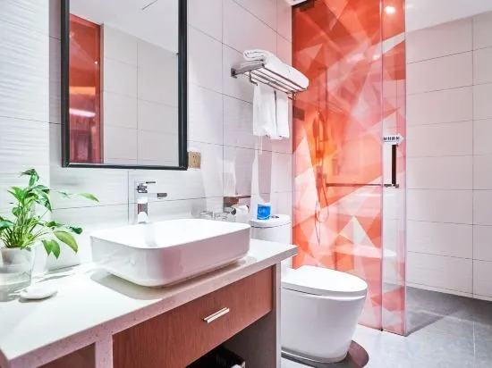 Xili Hotel (Guangzhou Aoyuan Square)