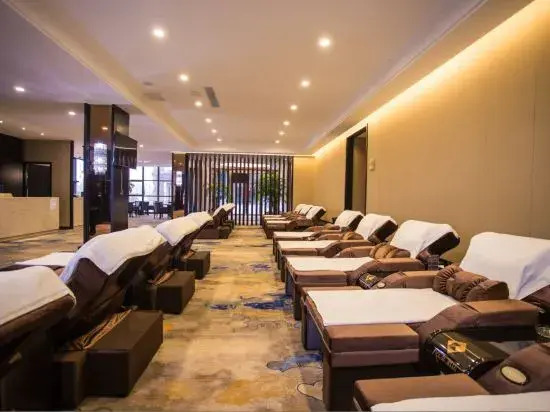 Guangnan Babaogong Hotel