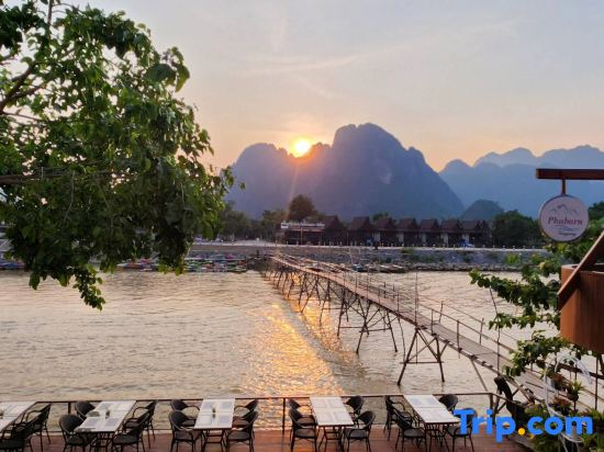 Phubarn VimarnVangvieng Resort