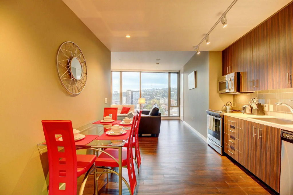 Pelicanstay in Downtown Portland