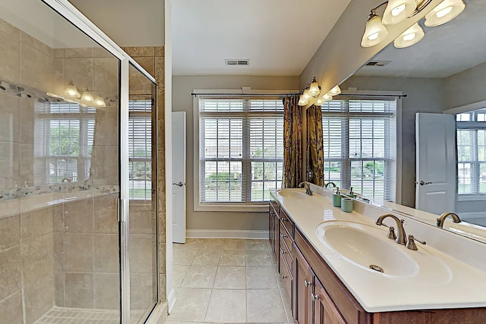 Kure Beach W/ Ocean View, 2 Blocks To Sand 5 Bedroom Townhouse